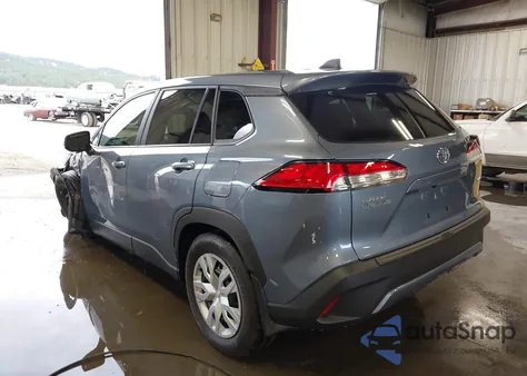 2024 Toyota Corolla Cross L z USA, uszkodzony, nr VIN 7MUAAABG1RV108371